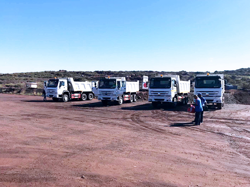 SINOTRUK HOWO dump truck put into operation in manganese mine.